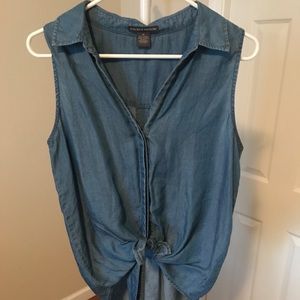 Sleeveless Button-Up